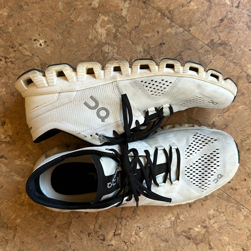 Women’s On Cloud Sneakers